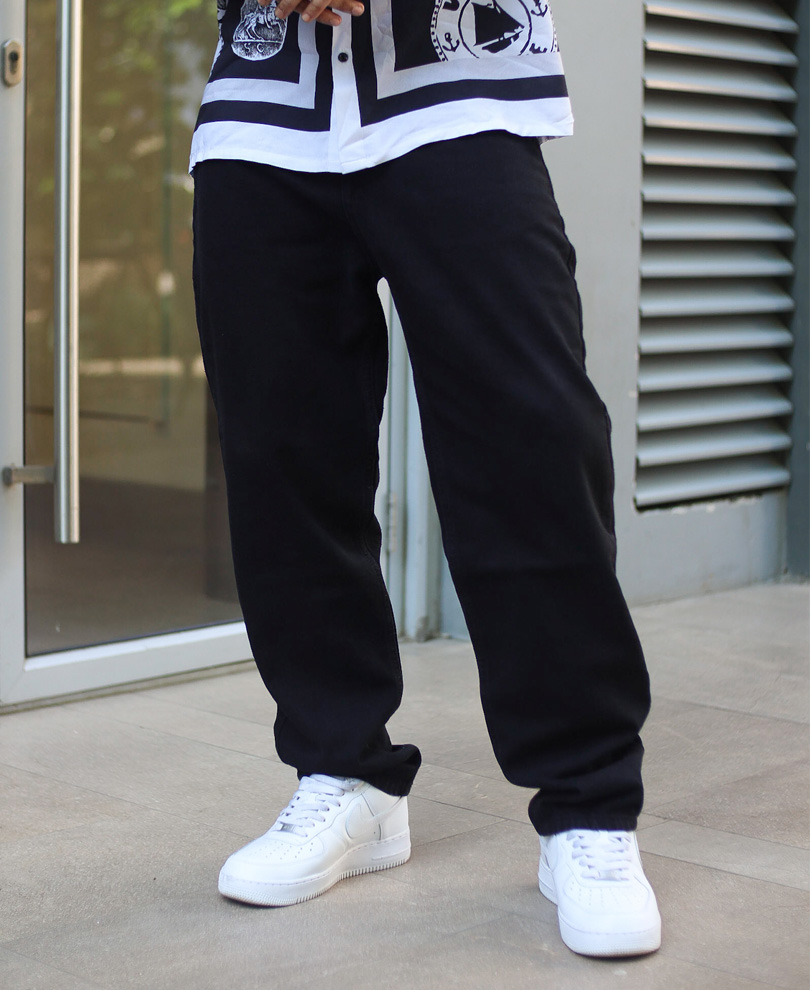 black-solid-washed-baggy-fit-denim-jeans